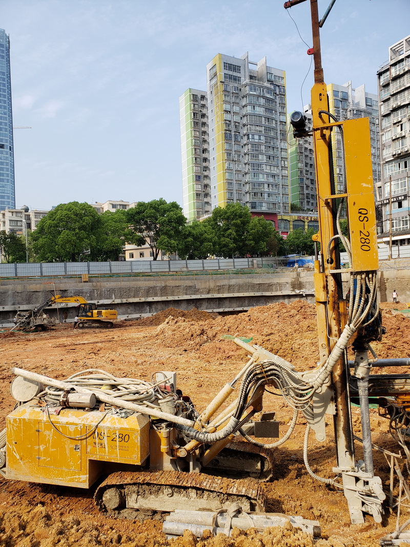 A construc